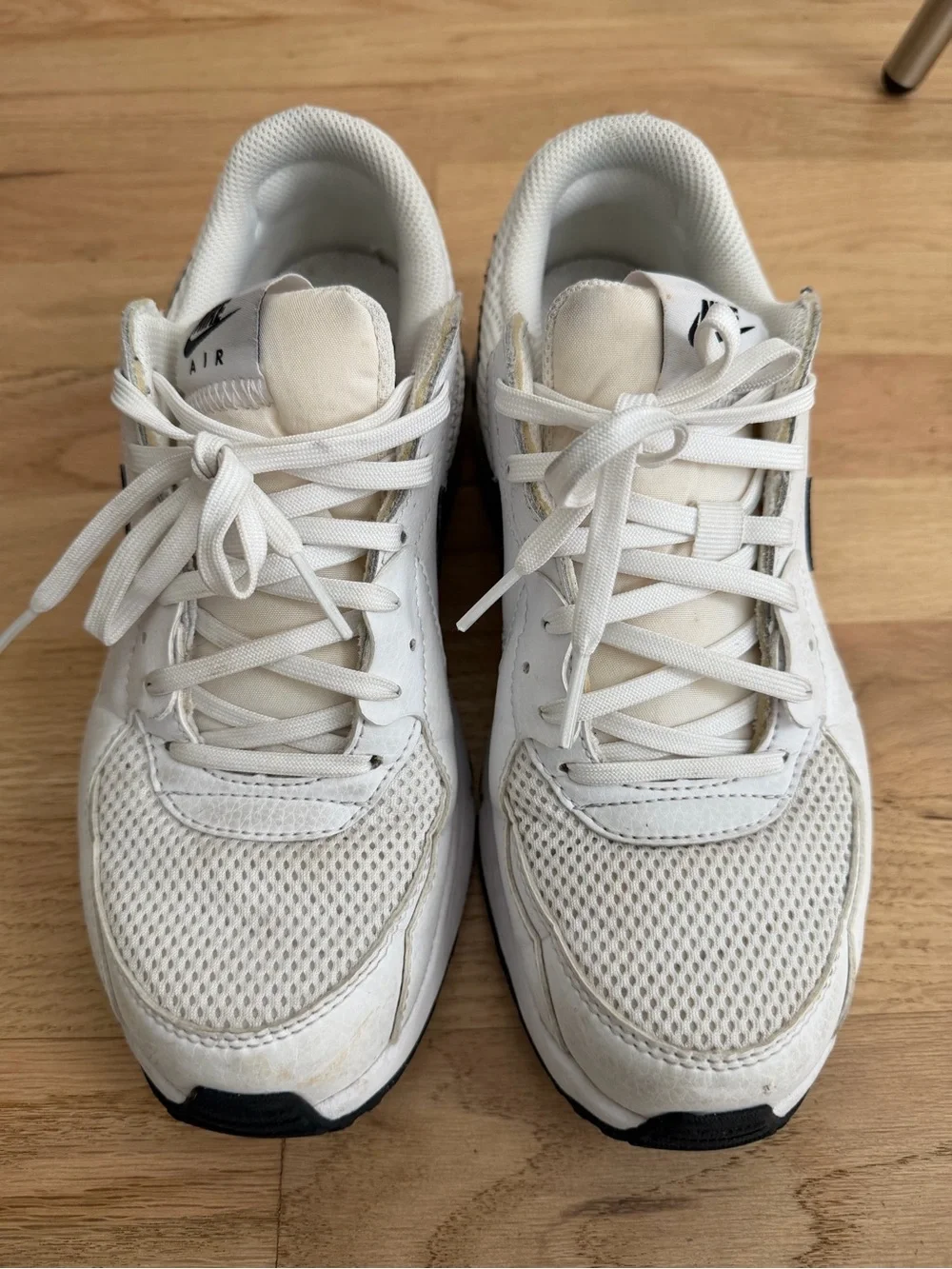 Nike Air Max White Mesh Sneakers with Black Swoosh Size 7.5